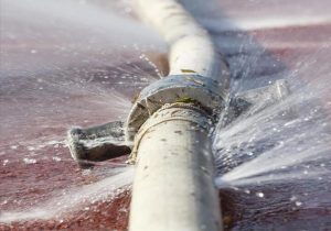 Cách sửa đường ống nước bị rò rỉ